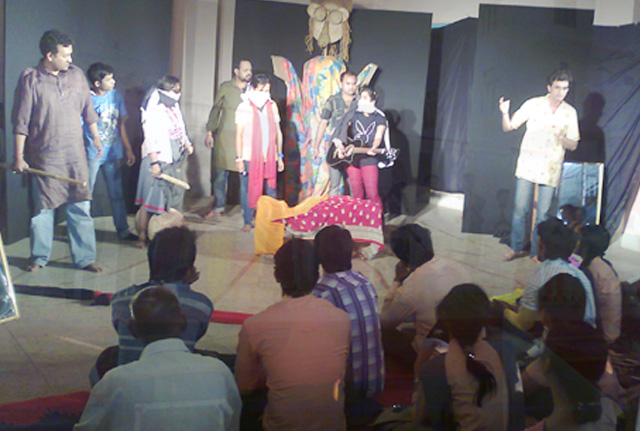 Participatory Play : Pathorer Path