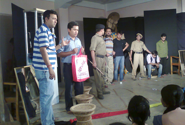 Participatory Play : Pathorer Path